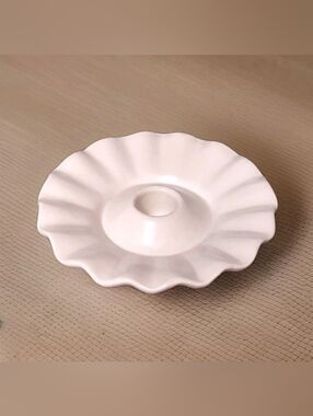 Vintage Haeger USA Pottery Satin White Ruffled Candle Holder